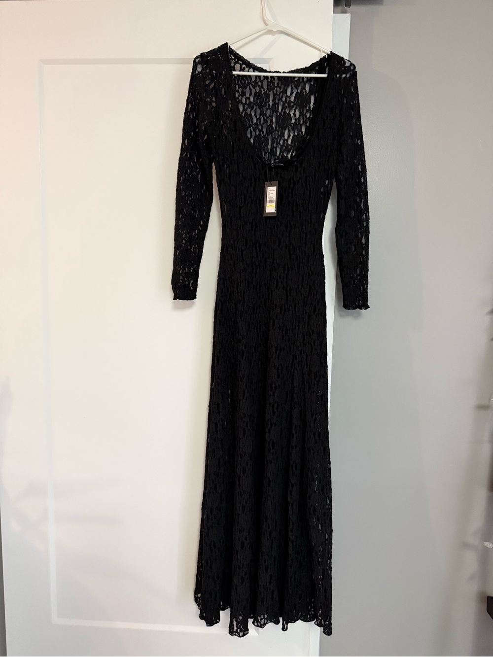 Kenneth Cole Black Long-Sleeve Lace Maxi Dress